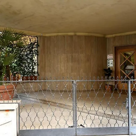 Scarpellini Parioli Apartment